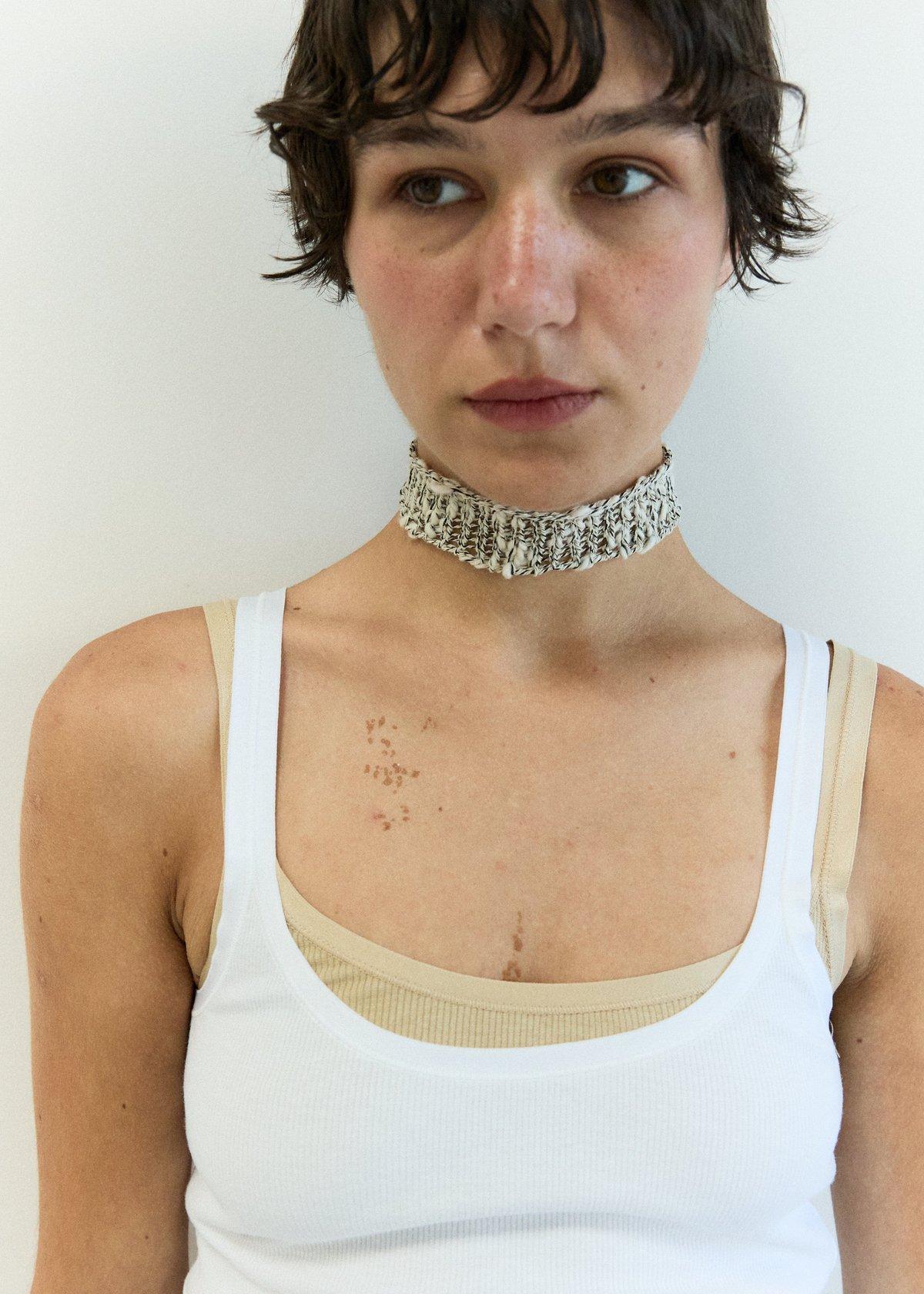 Laura Choker Warm Shadow