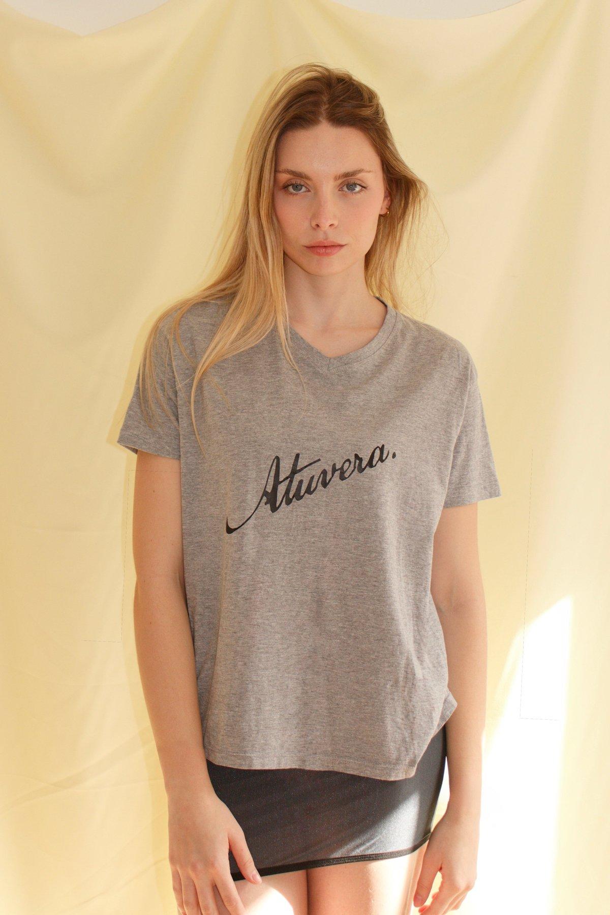 Mesa V-Neck T-Shirt - Grey/Black