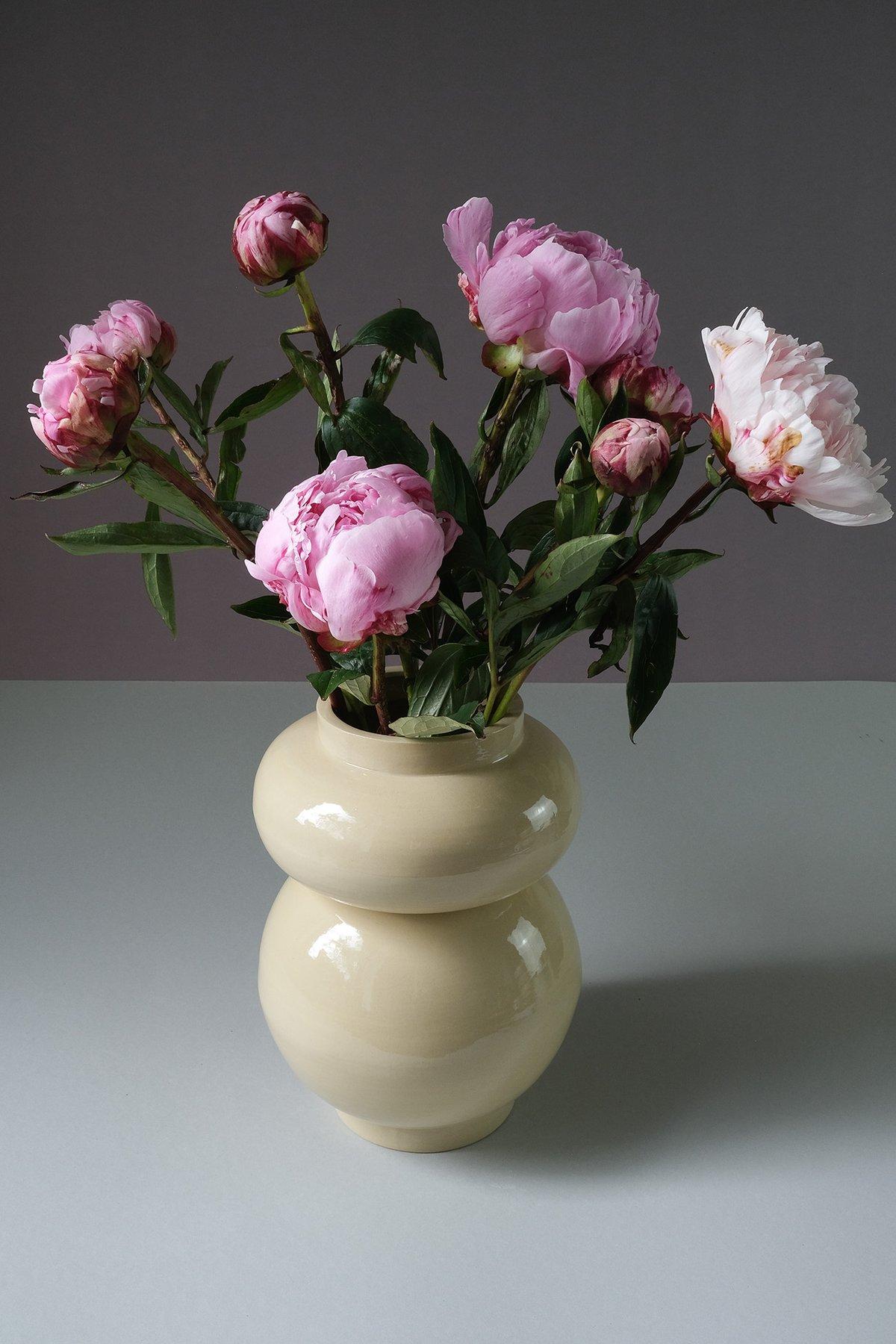 Vase 014 Vanilla