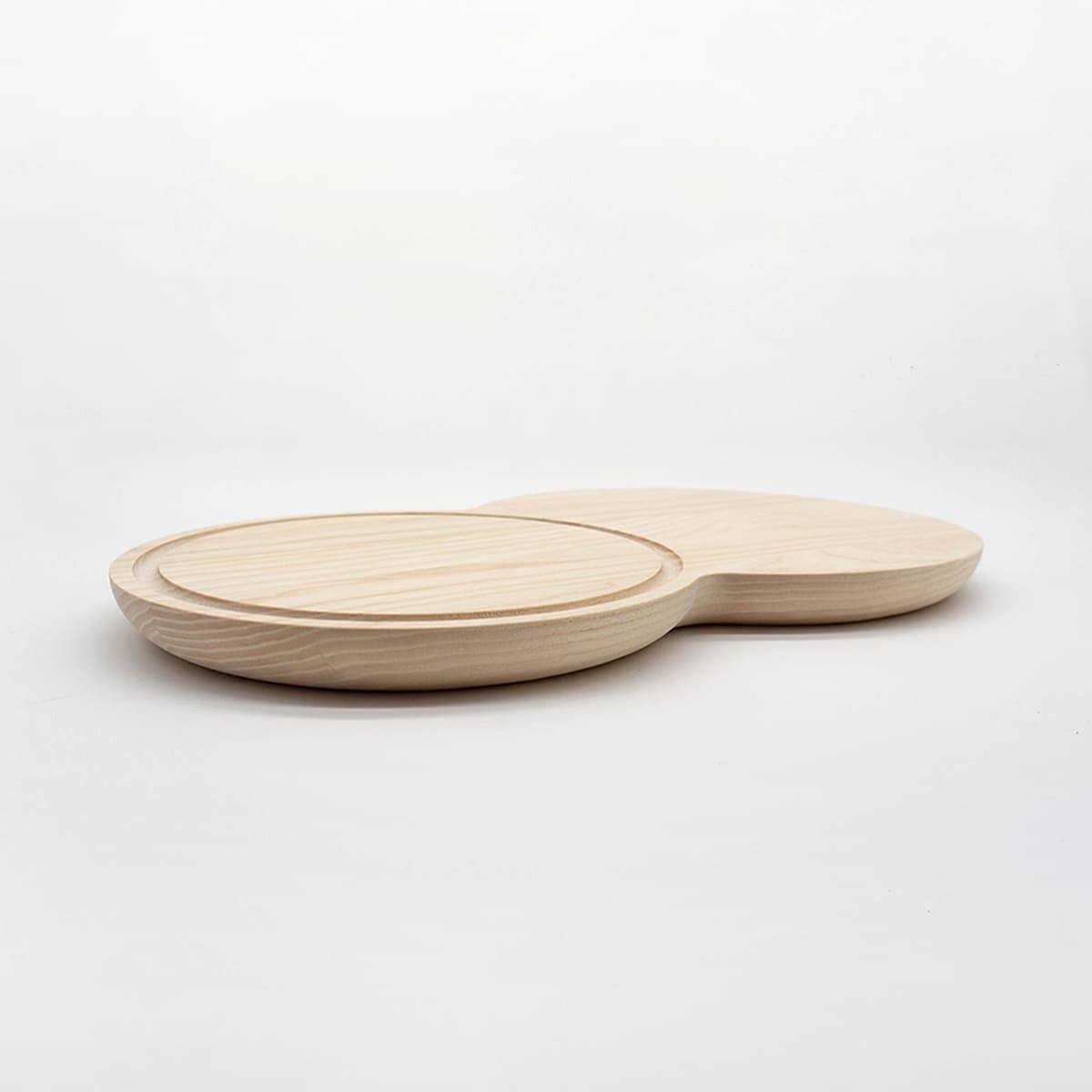Ash Cutting Board by Studiomeiid