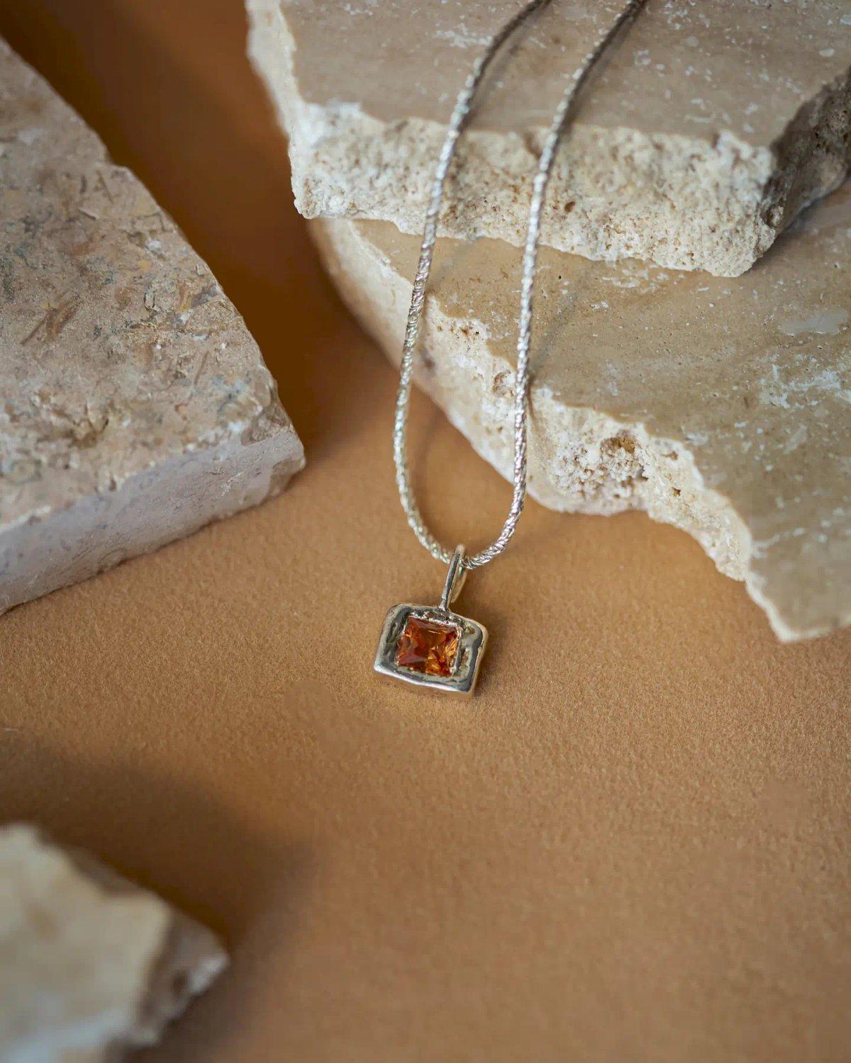 Square Pendant Champagne