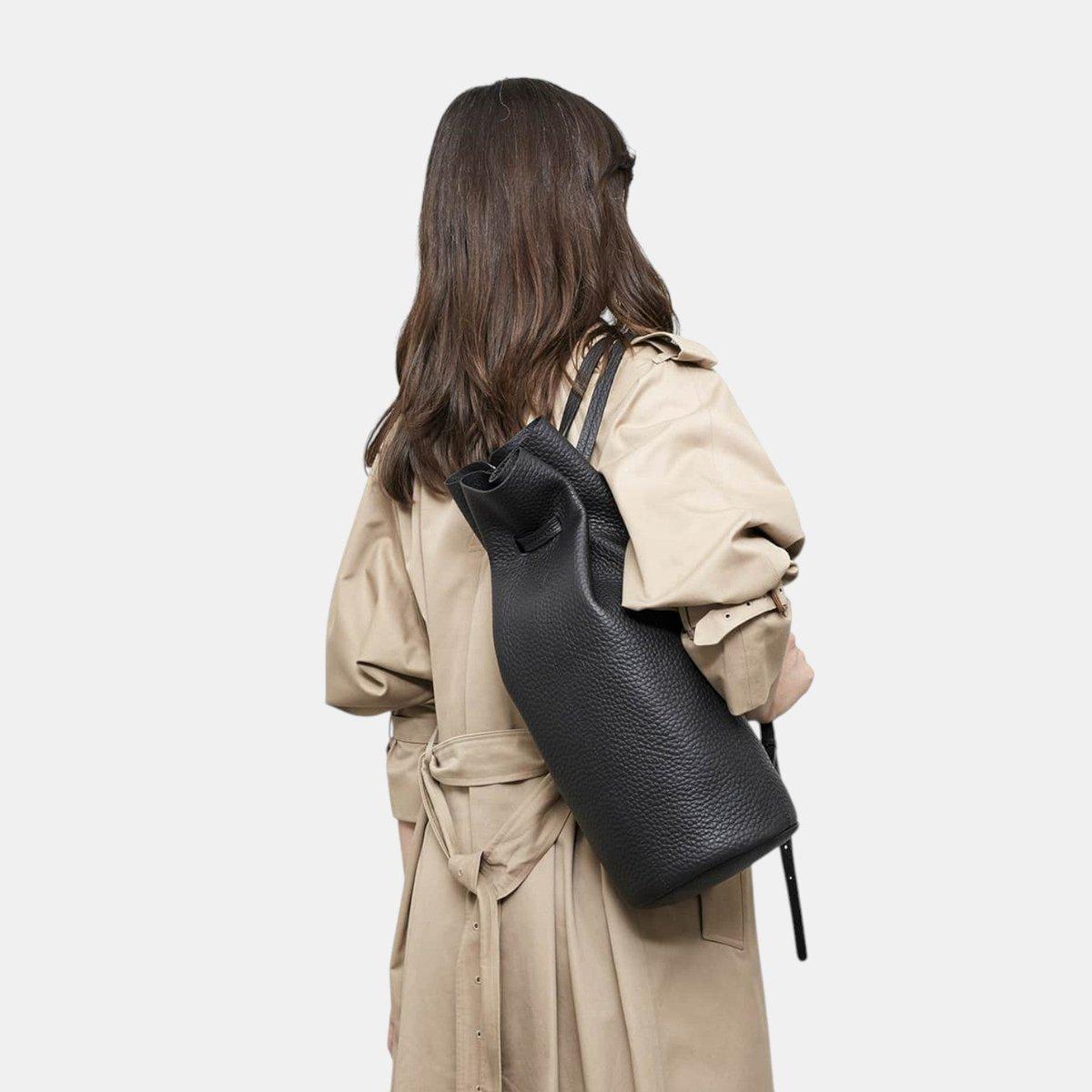 Round Leather Backpack 1.1