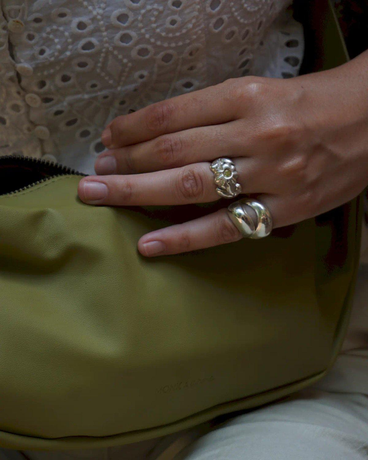 Ovolo Ring