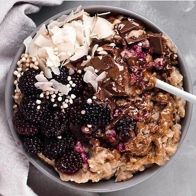Porridge with Date, Fig & Apricot