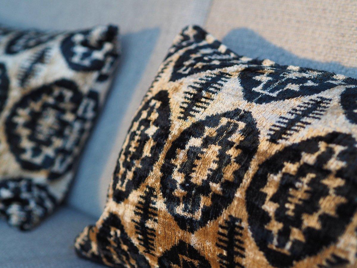 Kirgili Silk Velvet Cushion Cover