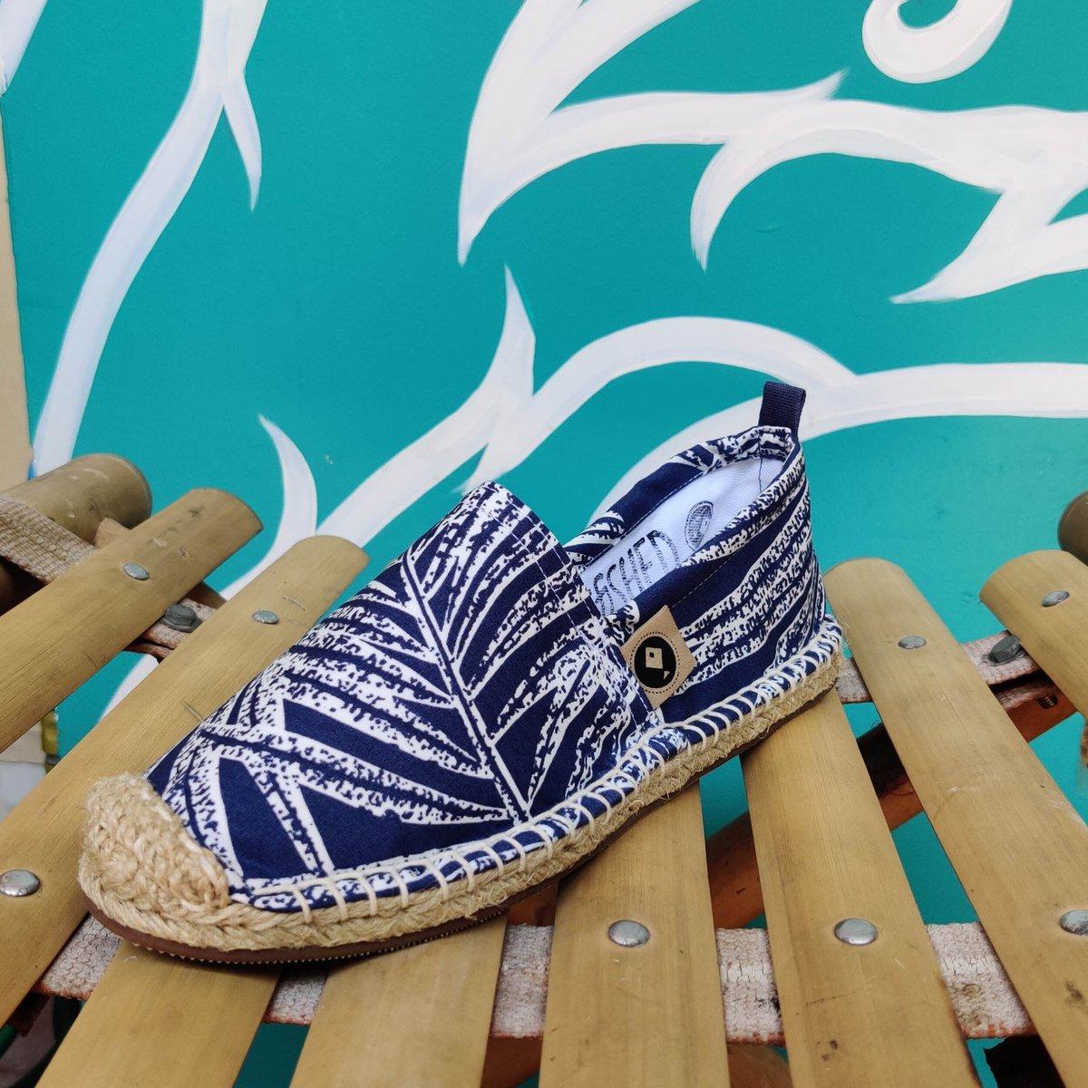 Happiness Espadrilles Leaf Pattern